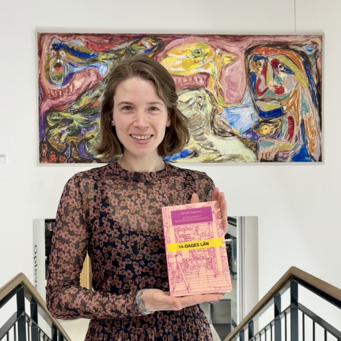 Tea med bogen Mine dage i Morisaki Boghandel